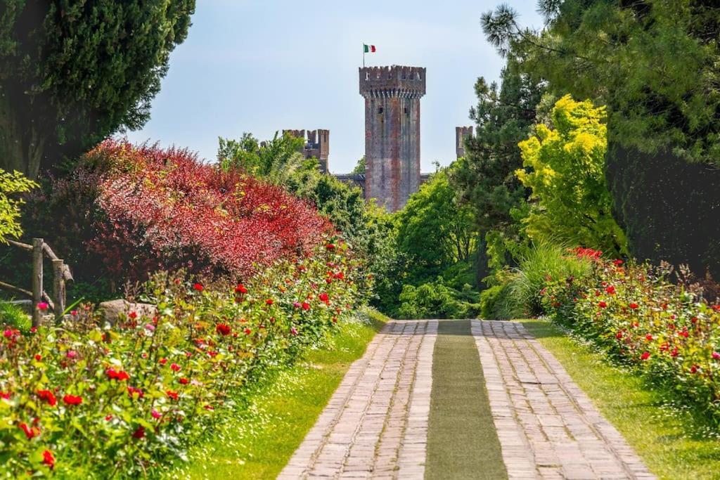 -Piscina E Parcheggio- Casa A Pochi Passi Dal Lago Padenghe sul Garda Exteriör bild