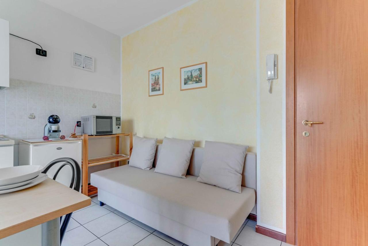 -Piscina E Parcheggio- Casa A Pochi Passi Dal Lago Padenghe sul Garda Exteriör bild